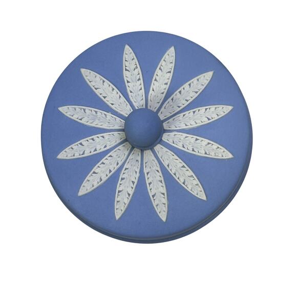 Wedgwood Blue Jasperware 'Dancing Hours' Vanity Tobacco Candy Pot Dish Jar w/Lid - Picture 6 of 8